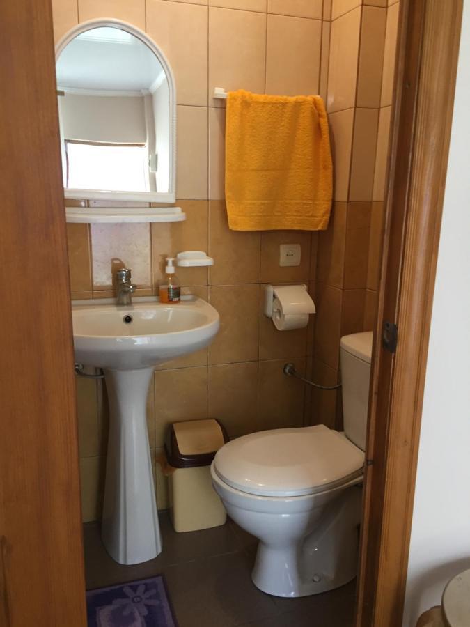 Hôtel Гостевой Дом Колибри à Gagra Extérieur photo